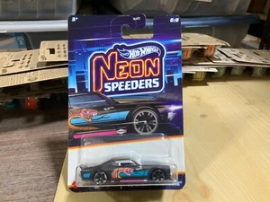 HOT WHEELS NEON SPEEDERS 6/8 '70 CHEVY CHEVELLE - Picture 1 of 1