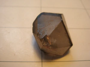 Smoky Quartz Crystal Mineral Specimen deepwater NSW 15 grams Natural point - Picture 1 of 5