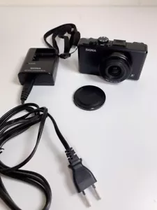 Sigma Compact Digital Camera DP1s 14.0MP 2.5in Black From Japan Fedex Near Mint - Picture 1 of 6