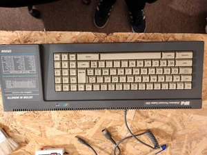 Amstrad 6128 AZERTY 100 % Fonctionnel sans écran, Disquette Et Lecteur 3 Pouces - Photo 1/15