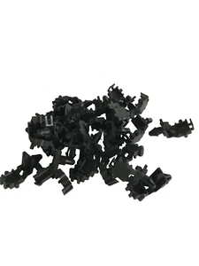 AFTERMARKET 25 WIRE HARNESS CLIPS Replaces GM # 8917236 NEW - Picture 1 of 1