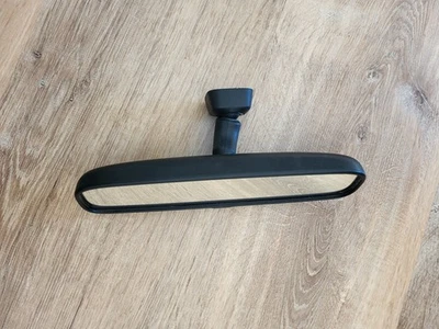 Espejo retrovisor Toyota Rav4 2006-2011 fabricante de equipos originales con respaldo incorporado. Foto 1 de 4