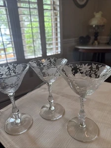 3 Wildflower Clear By Cambridge Etched Champagne/Tall Glasses @324 - Picture 1 of 5
