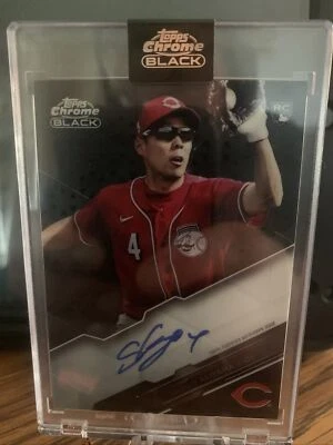 2020 Topps Chrome Black Shogo Akiyama Auto RC #CBA-SA Cincinnati Reds - Image 1 of 2