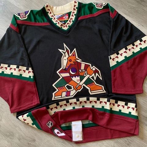 Authentic Phoenix Coyotes Jersey 52 Pro Player Kachina Cover