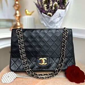 CHANEL Authentic Classic Double Flap Lambskin Black Leather Gold Hardware Clutch
