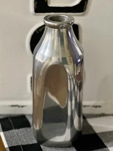 VTG Style Heavy Aluminum Farmhouse Decorative Milk Bottle/Vase 8.25" - Picture 1 of 16