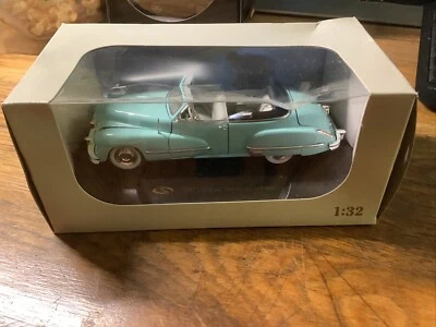 Signature Modells 1:32 Cadillac Series 62 Convertible Coupe Soft Top in OVP - Bild 1 von 4