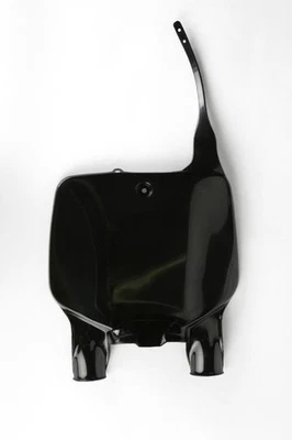 Placa de número frontal Ufo Plastics KA03701-001 - negra Foto 1 de 3