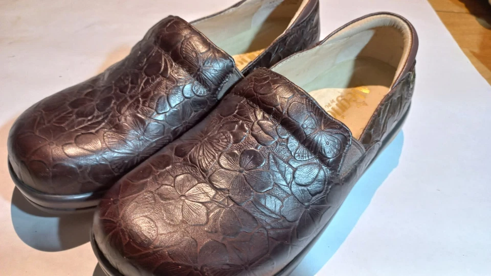 Zuecos sin cordones Alegria para mujer talla EU 37 EE. UU. 6 - 6,5 KEL-275 cuero marrón cachemir Foto 1 de 4