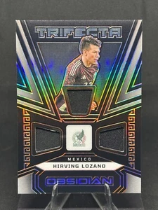 Hirving Lozano 2023-24 Obsidiana Trifecta Material #TM-HL Naranja Grabado 90/99 - Imagen 1 de 2