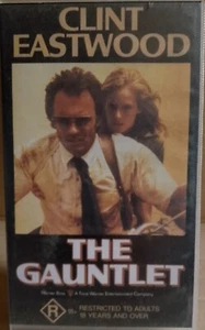 The Gauntlet VHS Clint Eastwood Sondra Locke PAL Video Rated R Action Thriller - Picture 1 of 4