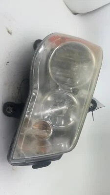 Conjunto de faros derechos usados se adapta a: Chrysler Town & Country 2013 exc. automático Foto 1 de 4