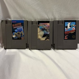 NES Nintendo Duck Hunt, Tiger He&rsquo;ll, Blaster Master Game Lot