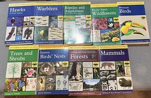 Lot B of 9 Peterson Field Guides Nature Wildflowers Trees Birds Animals Reptiles - Picture 1 of 12