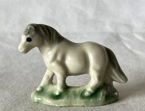 Estatuilla de adorno vintage Wade Whimsies porcelana cerámica Shetland Pony #23-910 - Imagen 1 de 9