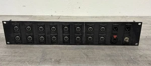 Panel de pared Middle Atlantic XLR TRS BNC - Imagen 1 de 2