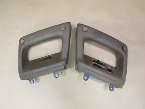 🥇86-88 TOYOTA SUPRA MK3 JUEGO DE 2 MANIJAS INTERIORES DE AGARRE DE PUERTA CON INTERRUPTOR DE VENTANA OEM - Imagen 1 de 13