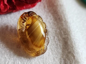 Bouton ancien en verre ovale pourtour dentelle caramel 1,6 sur 2,2 cm D10K - Picture 1 of 4
