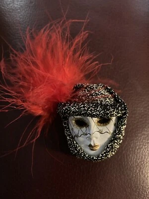 Mardi Gras Mask Brooch With Puffy Plume. - Image 1 of 2