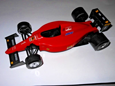 MODELLO  BBURAGO BURAGO FERRARI 641/2 - SCALA 1/24 - prost 1990- ROSSO F1 - Immagine 1 di 4