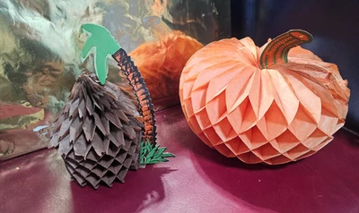 Vintage  Beistle Honeycomb Paper Decor TIKI HUT PLAM TREE Pumpkin Fall Halloween - Image 1 of 4