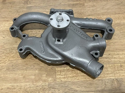 1956 Cadillac Water Pump 1464403-3 - Image 1 of 4
