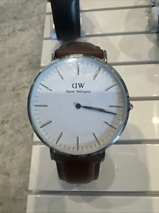 Daniel Wellington 0207DW Wrist Watch for Men 40 Mm - Picture 1 of 6