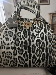 NWT Ruby Collection Stylish Animal Print Bag - Picture 1 of 11