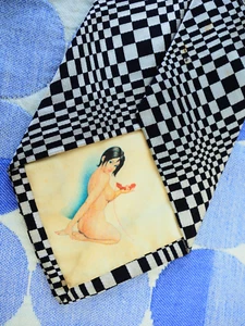 Paul Smith Tie Naked Lady on Telephone 100% Silk Black & Grey Geometric Pattern - Picture 1 of 16