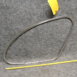 Nash 600 SDN 1947-1948 diestro 1/4 panel exterior 1/2 ventana moldura moldura 39405 - Imagen 1 de 3