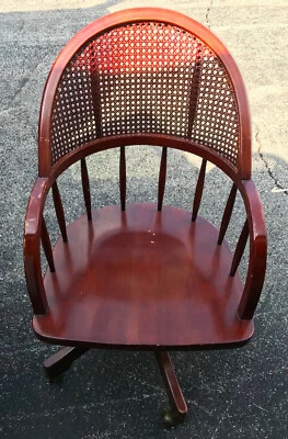 Silla/sillón de oficina con respaldo teñido de cerezo (AC145) Foto 1 de 4