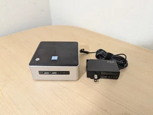 Intel NUC6I3SYH i3-6100U 2.30 GHz | 8GB RAM | M.2 SATA | HDMI Mini DP | SDXC - Picture 1 of 5