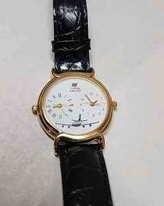 RARE United Airlines Dualtime 1990 Quartz White Dial Leather Watch Vintage - Picture 1 of 10