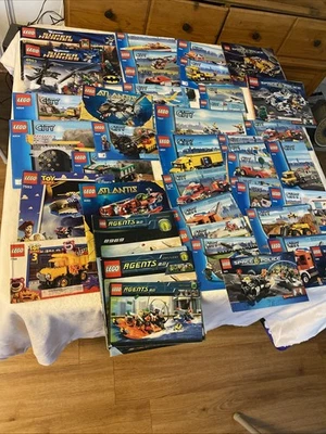 Huge Lot 41 Lego Instructions Manuals -Atlantis, Batman, City, Space Police, - Image 1 of 4