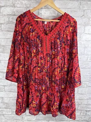 Blusa túnica floral roja Woman Within talla grande 1X (22-24) cuello en V adornada Foto 1 de 4