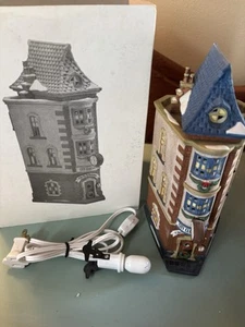 Dept 56 Natale in città "City Clockworks" #5531-0 in scatola originale usato in ottime condizioni - Foto 1 di 9