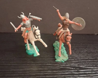 TIMPO Vikings RARO Poses Como Nuevo LOTE 2 Montados  Foto 1 de 2