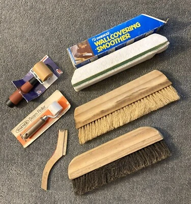 Vintage Wallpaper Tools, 3 Brushes, 2 Edge Rollers & 1 Smoother, Good Condition - Изображение 1 из 4