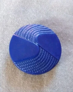 Vintage Possible Colt Plastic Button. - Picture 1 of 12