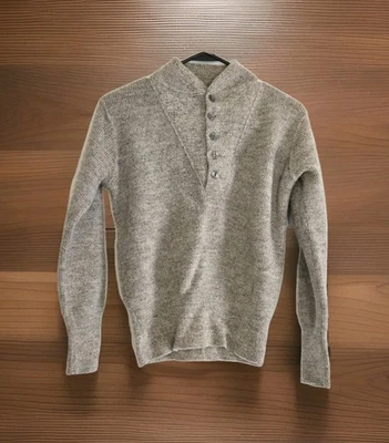 L.L. Suéter feminino Bean manga longa 1/2 botão lã virgem médio feito nos EUA - Imagem 1 de 4