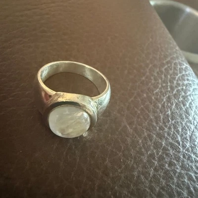 Кольцо с драгоценным камнем ручной работы из стерлингового серебра 925 пробы с лунным камнем - Изображение 1 из 2