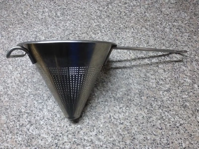 Edelstahl Spitzsieb Profi Gastro Sieb - Bild 1 von 3