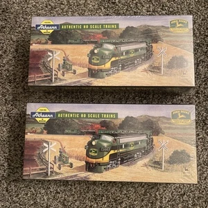 Athearn Ho Trains 1998 locomotive John Deere 7A motorizzate e 7B sigillate vintage set - Foto 1 di 7