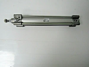 SMC C96SDB32-200 PNEUMATIC CYLINDER - Picture 1 of 5