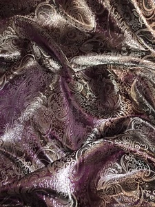 1 mtr tessuto broccato metallizzato paisley marrone/argento..larghezza 58” (147cm) - Foto 1 di 3