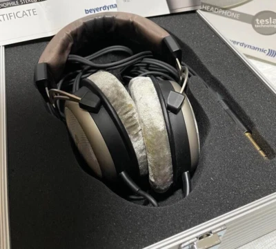 beyerdynamic T1 1st Generation Over the Ear Headphones - Silver Good - Image 1 of 3