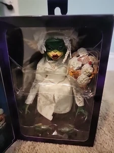 NECA Gremlins 2: The New Batch ULTIMATE GRETA WEDDING DRESS (BR25) - Picture 1 of 7