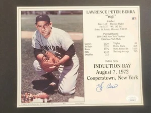 Yogi Berra signierte Hall Of Fame Induktion Fotokarte 8,5 x 11 N.Y. Yankees JSA COA - Bild 1 von 3