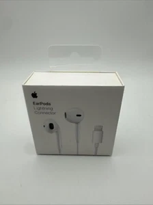 Apple EarPods With Lightning Connector for iPhone- iPad - Photo 1 sur 3